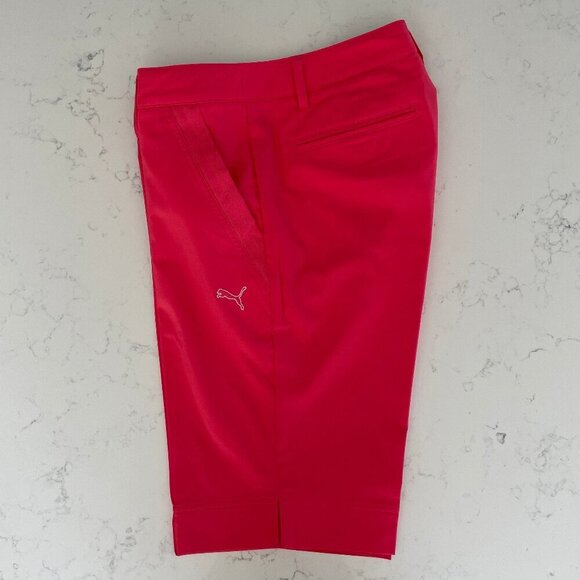 Puma Classic Pounce 11" Stylish Poly Blend Bermuda Golf Shorts Pink Sz 12 UK - Picture 1 of 15